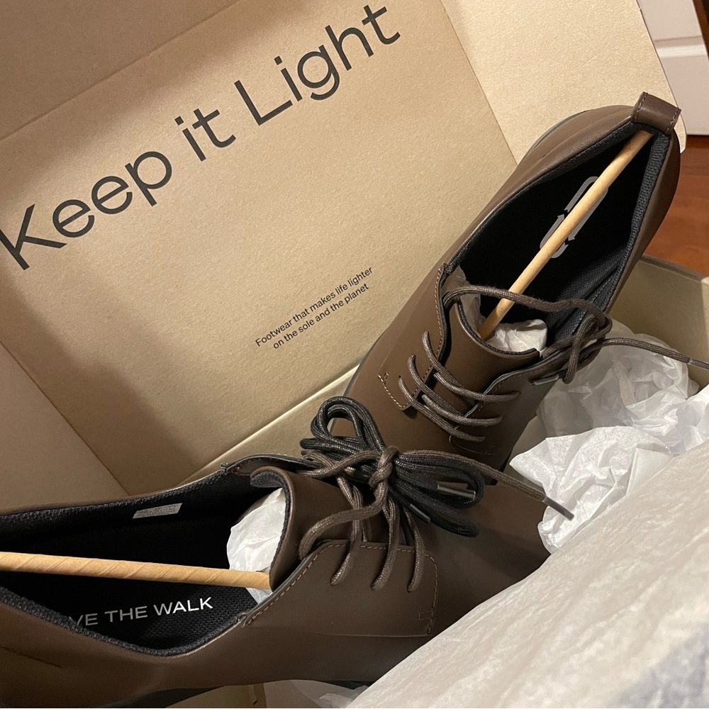 Men’s Ponto shoes; NEW in box; Size 13; Oak brown color